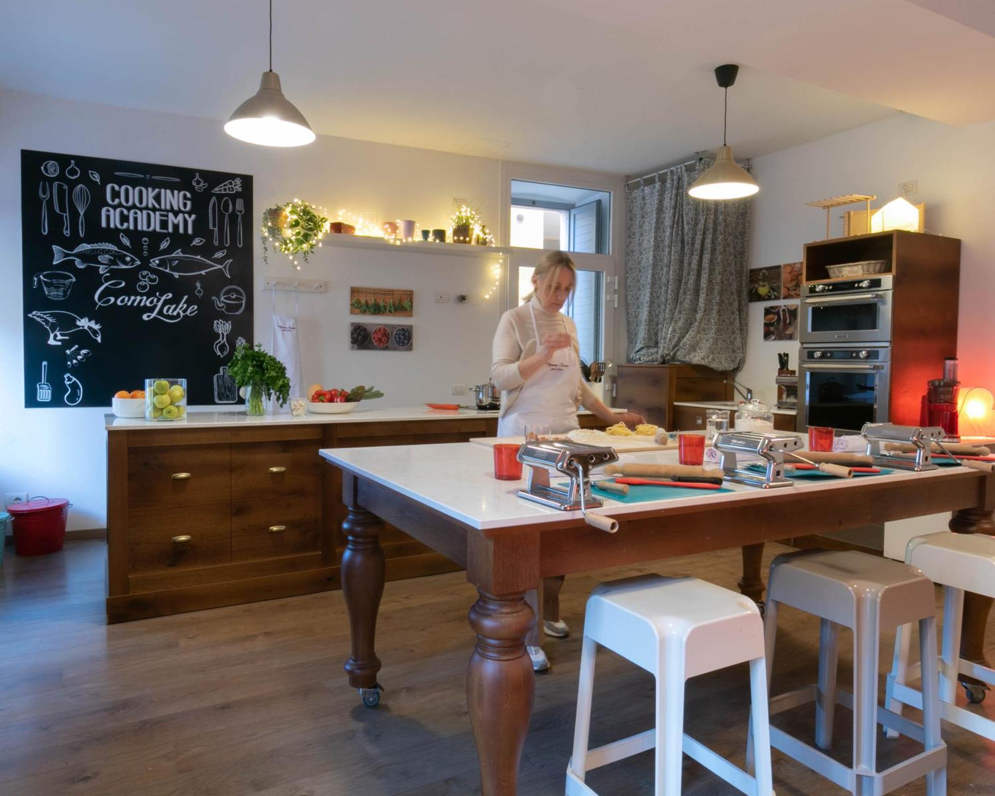 Mamma Ciccia Holiday Home - Lake Front Apartment マンデッロ・デル・ラーリオ エクステリア 写真