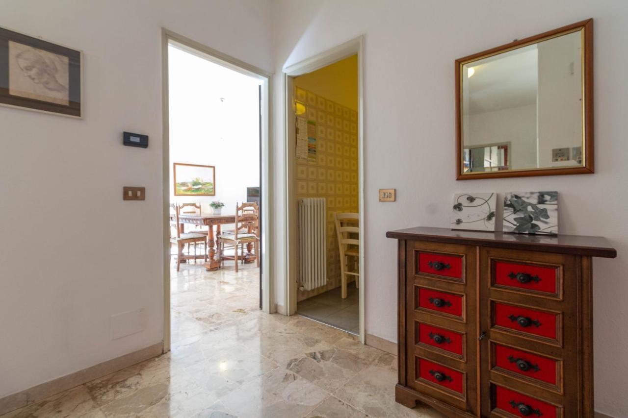 Mamma Ciccia Holiday Home - Lake Front Apartment マンデッロ・デル・ラーリオ エクステリア 写真