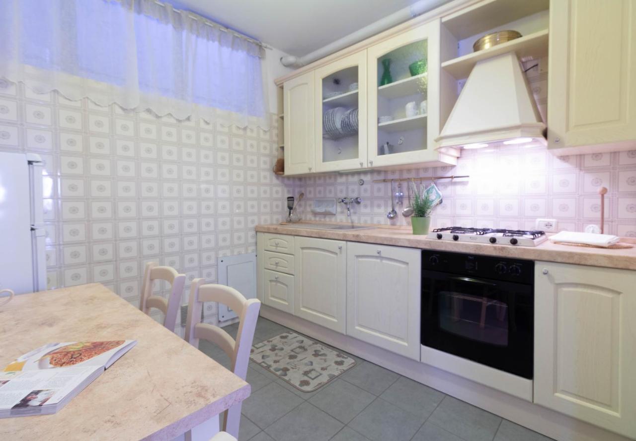 Mamma Ciccia Holiday Home - Lake Front Apartment マンデッロ・デル・ラーリオ エクステリア 写真